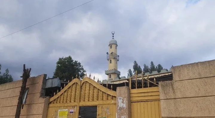 Minaret of Asco Bedir Mesjid above the surrounding buildings