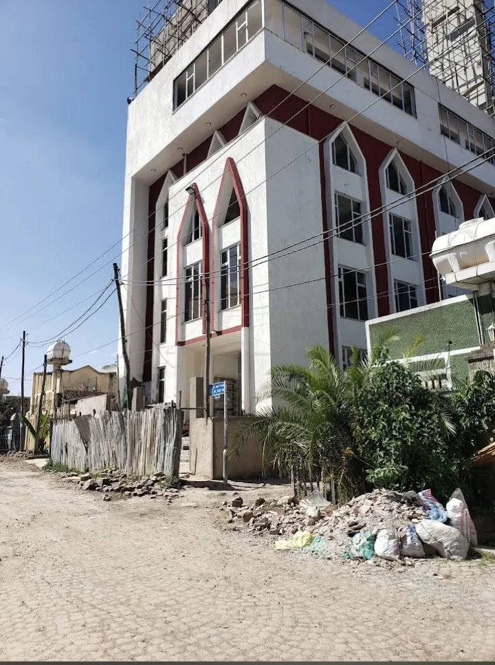 Exterior of Betel Ibnul Arkem Mesjid